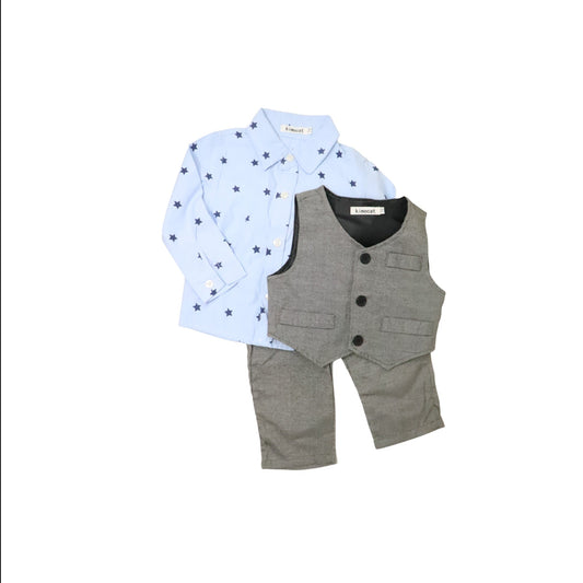 Set de camisa de estrellas celeste chaleco y pantalon gris 6-9m