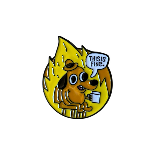 Broche This is fine meme dog amarillo