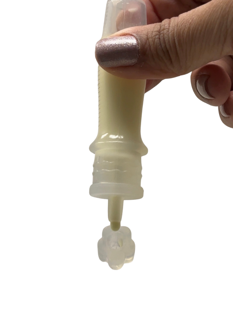 Recolector de Leche Materna Calostro de silicon con tapa y capacidad de 6ml